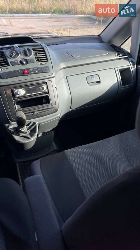 Мінівен Mercedes-Benz Vito 2006 в Нововолинську