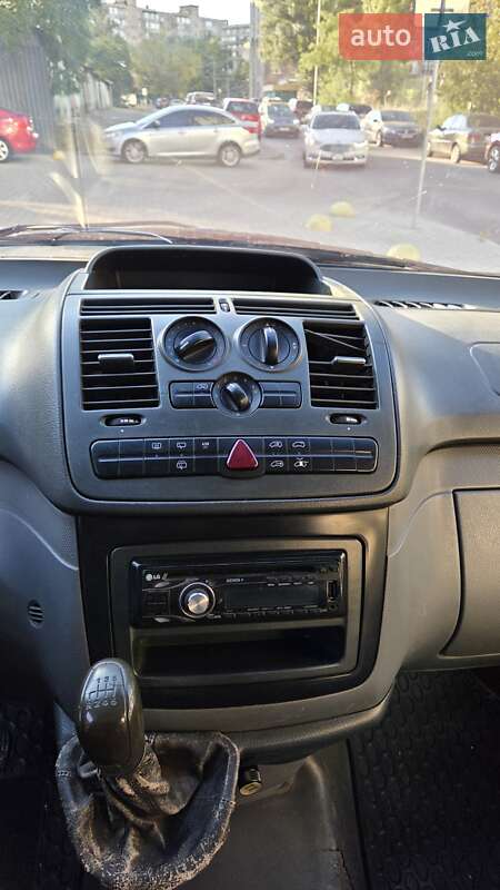 Минивэн Mercedes-Benz Vito 2004 в Киеве
