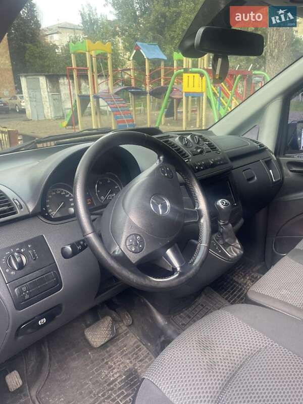 Грузовой фургон Mercedes-Benz Vito 2011 в Киеве