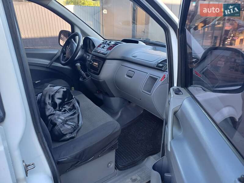 Вантажний фургон Mercedes-Benz Vito 2004 в Києві фото 9 Вантажний фургон Mercedes-Benz Vito 2004 в Києві