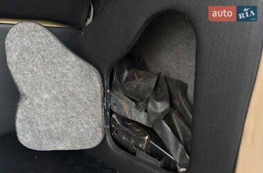 Мінівен Mercedes-Benz Vito 2005 в  фото 60 Мінівен Mercedes-Benz Vito 2005 в