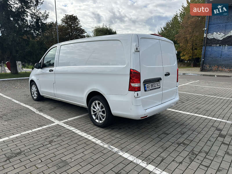 Вантажний фургон Mercedes-Benz Vito 2018 в Луцьку