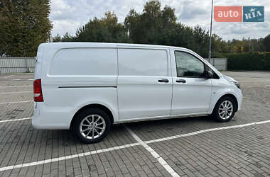 Вантажний фургон Mercedes-Benz Vito 2018 в 
