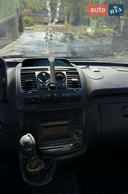 Минивэн Mercedes-Benz Vito 2011 в 
