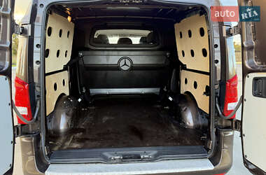 Минивэн Mercedes-Benz Vito 2016 в 