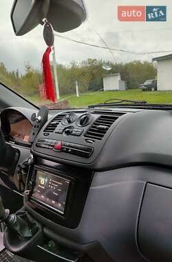 Мінівен Mercedes-Benz Vito 2005 в 