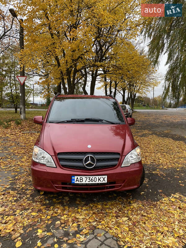 Мінівен Mercedes-Benz Vito 2011 в  фото Мінівен Mercedes-Benz Vito 2011 в