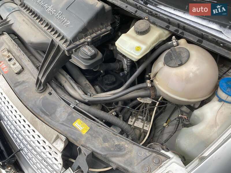 Минивэн Mercedes-Benz Vito 2005 в Киеве
