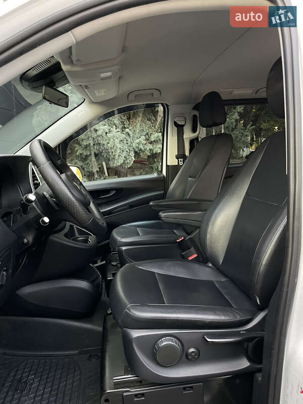 Мінівен Mercedes-Benz Vito 2017 в Одесі