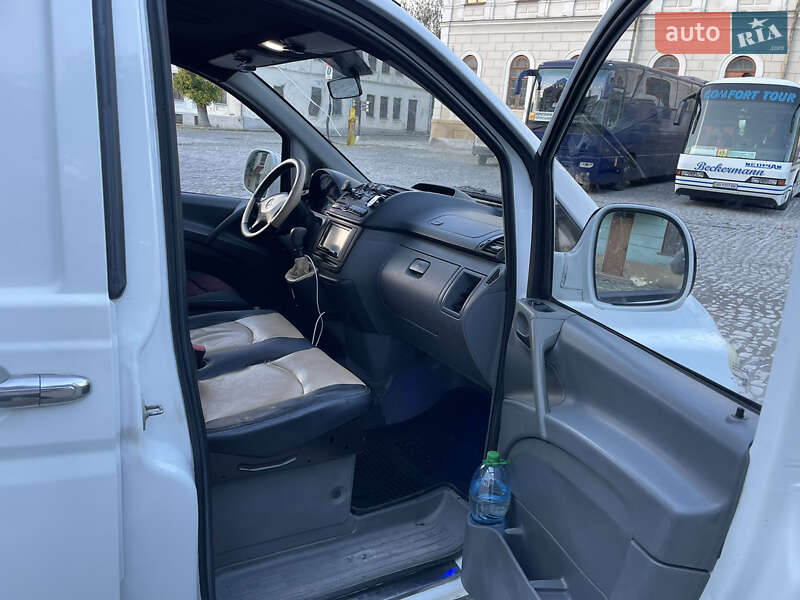 Микроавтобус грузовой (до 3,5т) Mercedes-Benz Vito 2007 в Хмельницком фото 12 Микроавтобус грузовой (до 3,5т) Mercedes-Benz Vito 2007 в Хмельницком