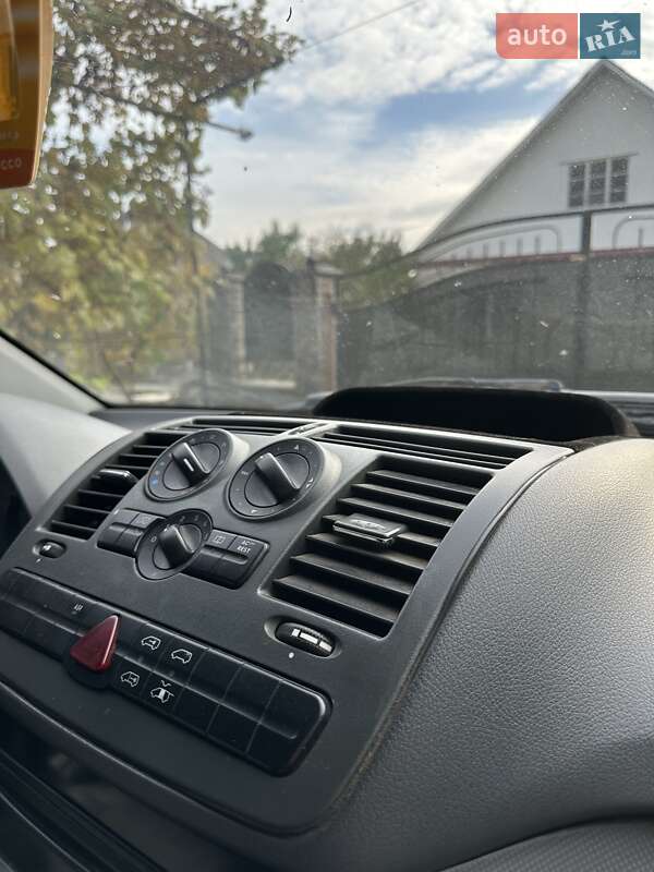 Минивэн Mercedes-Benz Vito 2006 в Иршаве фото 6 Минивэн Mercedes-Benz Vito 2006 в Иршаве