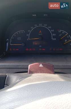 Мінівен Mercedes-Benz Vito 2000 в  фото 2 Мінівен Mercedes-Benz Vito 2000 в