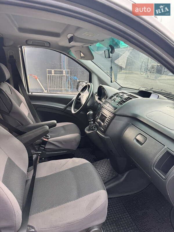 Мінівен Mercedes-Benz Vito 2012 в Житомирі фото 16 Мінівен Mercedes-Benz Vito 2012 в Житомирі
