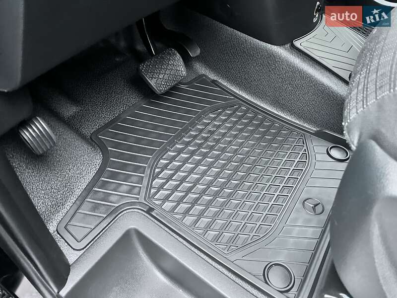 Мінівен Mercedes-Benz Vito 2019 в Івано-Франківську