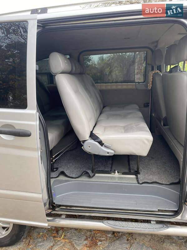 Минивэн Mercedes-Benz Vito 2006 в Корце