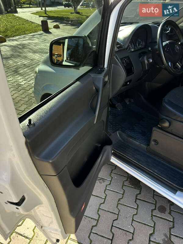 Минивэн Mercedes-Benz Vito 2011 в Черновцах фото 10 Минивэн Mercedes-Benz Vito 2011 в Черновцах