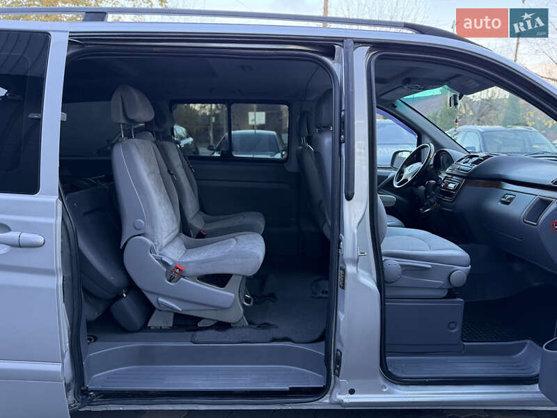 Минивэн Mercedes-Benz Vito 2006 в Черновцах