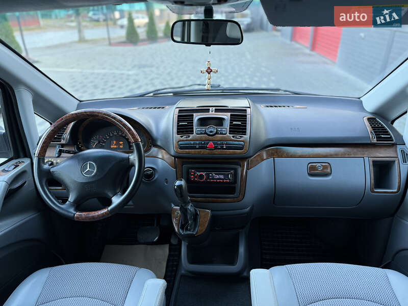 Минивэн Mercedes-Benz Vito 2006 в Черновцах