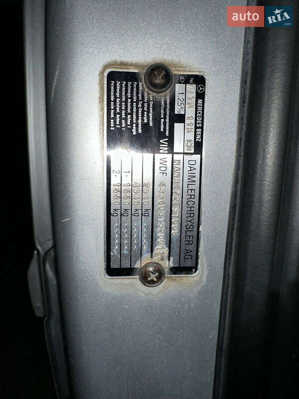 Минивэн Mercedes-Benz Vito 2006 в Черновцах