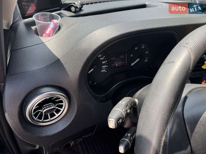 Минивэн Mercedes-Benz Vito 2016 в Долине фото 6 Минивэн Mercedes-Benz Vito 2016 в Долине