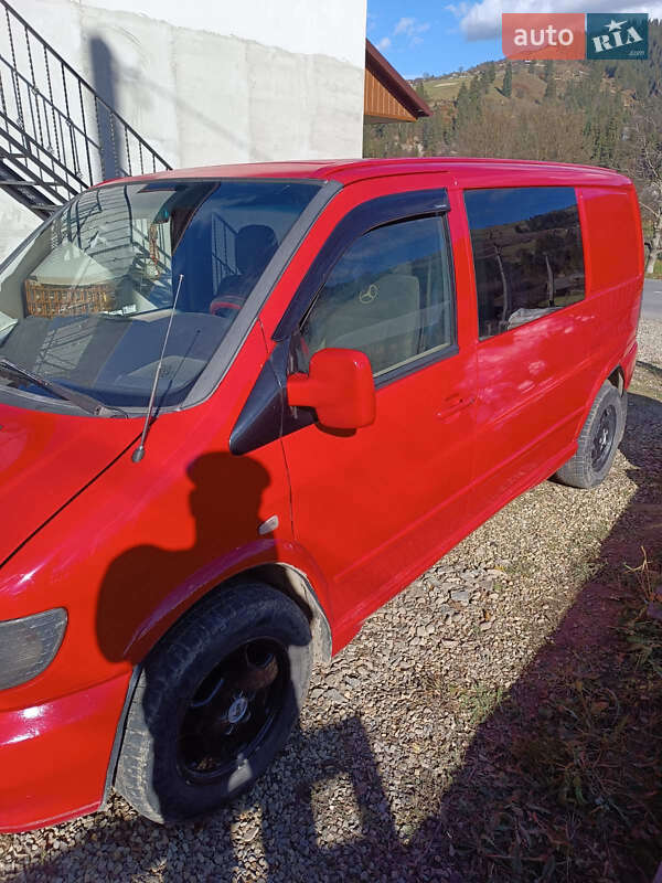 Минивэн Mercedes-Benz Vito 2002 в Путиле
