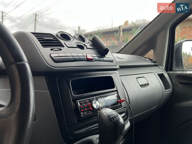 Минивэн Mercedes-Benz Vito 2006 в Житомире