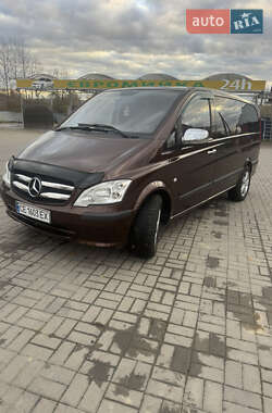 Вантажопасажирський фургон Mercedes-Benz Vito 2013 в Чернівцях