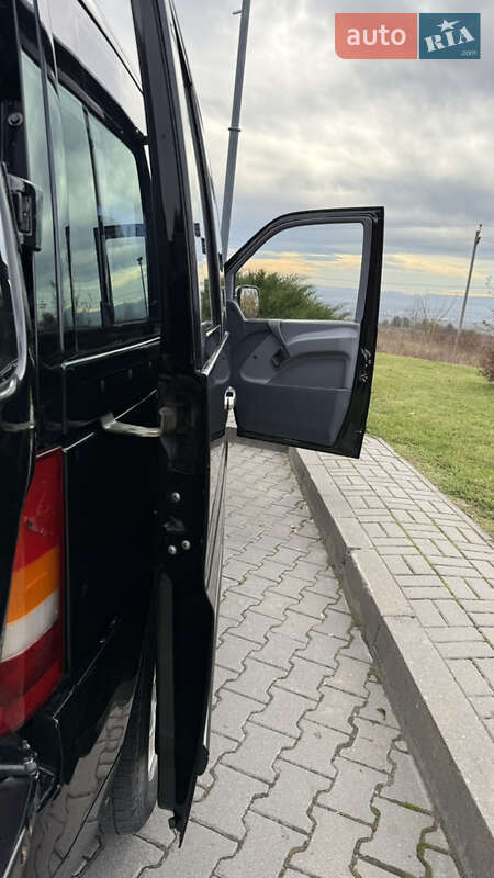 Минивэн Mercedes-Benz Vito 1999 в Неполоковцах