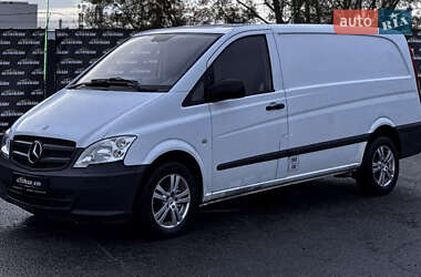 Вантажний фургон Mercedes-Benz Vito 2012 в Києві