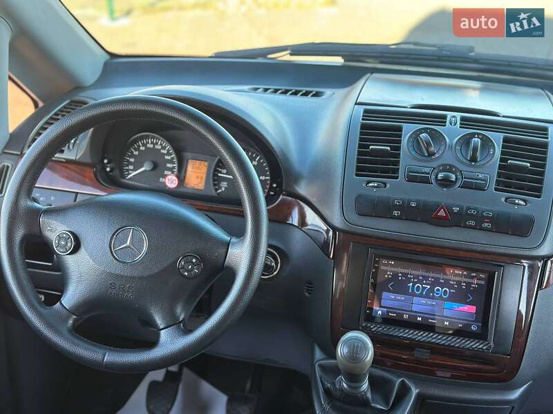 Минивэн Mercedes-Benz Vito 2010 в Одессе