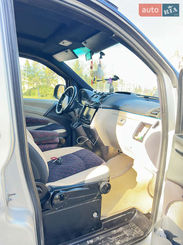 Мінівен Mercedes-Benz Vito 2007 в Чорткові
