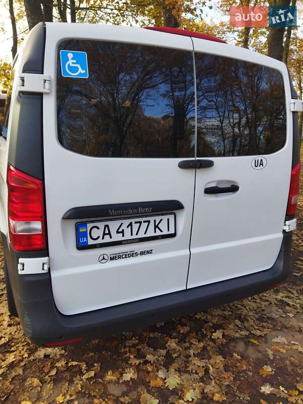 Мінівен Mercedes-Benz Vito 2015 в Умані