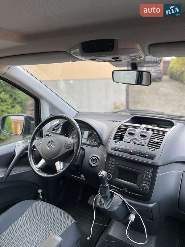 Минивэн Mercedes-Benz Vito 2012 в Луцке
