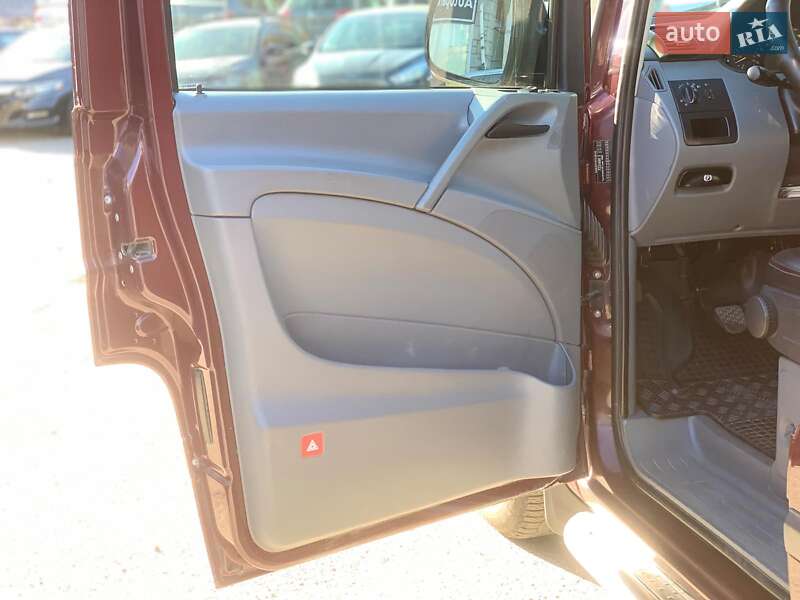 Мінівен Mercedes-Benz Vito 2006 в Вінниці