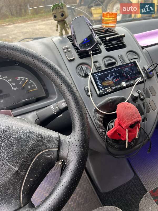 Минивэн Mercedes-Benz Vito 2003 в Ровно фото 7 Минивэн Mercedes-Benz Vito 2003 в Ровно