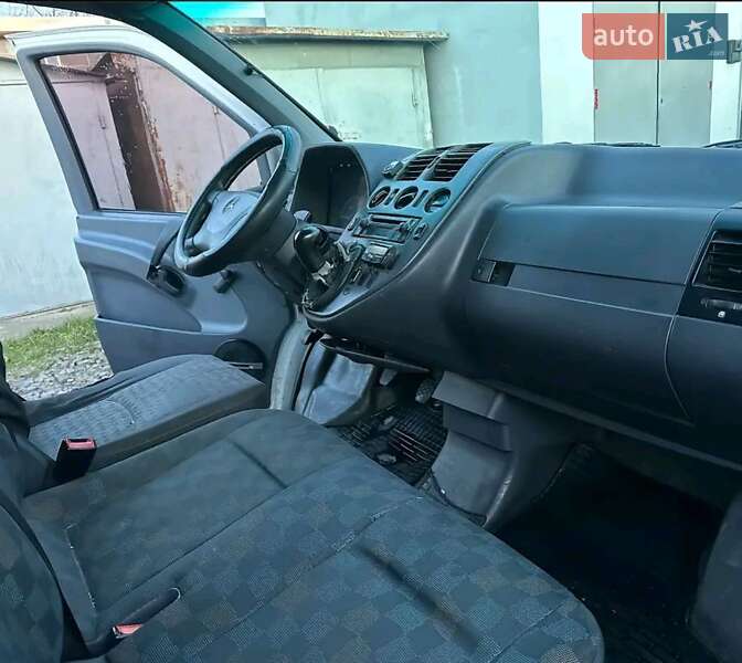 Минивэн Mercedes-Benz Vito 2001 в Славском фото 6 Минивэн Mercedes-Benz Vito 2001 в Славском