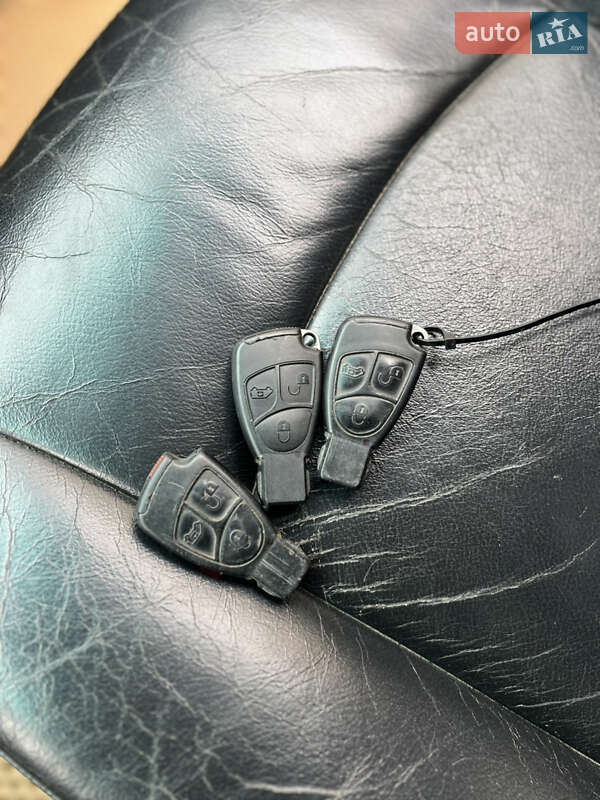 Минивэн Mercedes-Benz Vito 2005 в Киеве