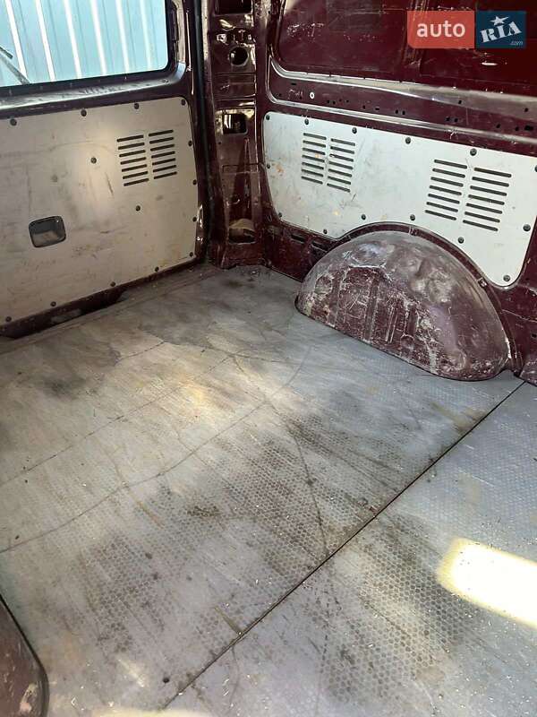 Вантажний фургон Mercedes-Benz Vito 2012 в Калуші