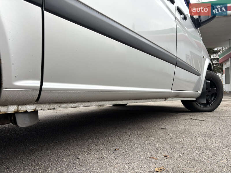 Минивэн Mercedes-Benz Vito 2011 в Гадяче