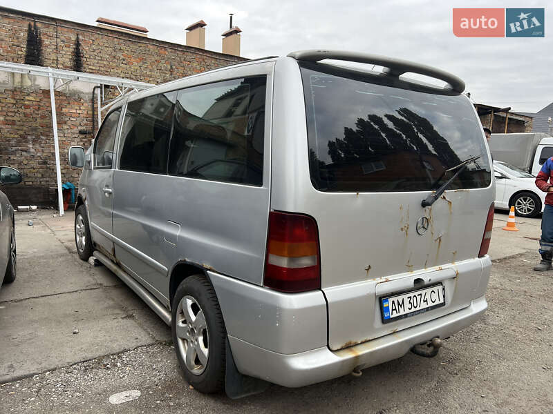 Минивэн Mercedes-Benz Vito 2003 в Киеве