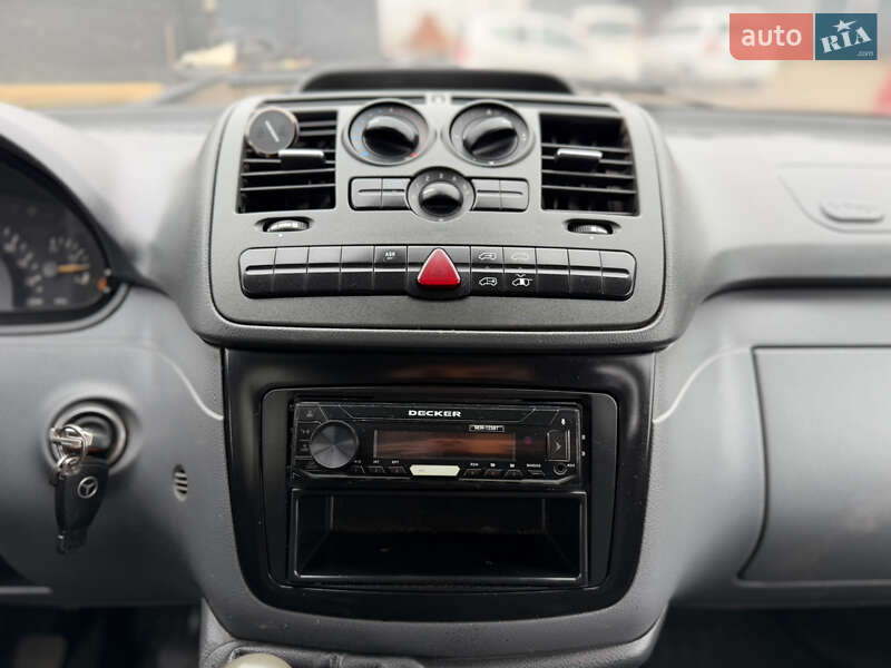 Минивэн Mercedes-Benz Vito 2004 в Ровно