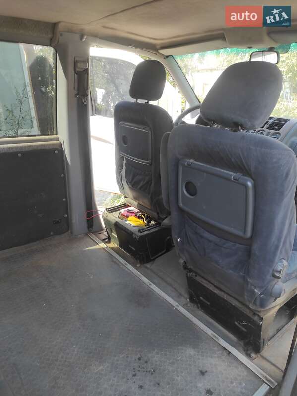 Мінівен Mercedes-Benz Vito 2002 в Дніпрі