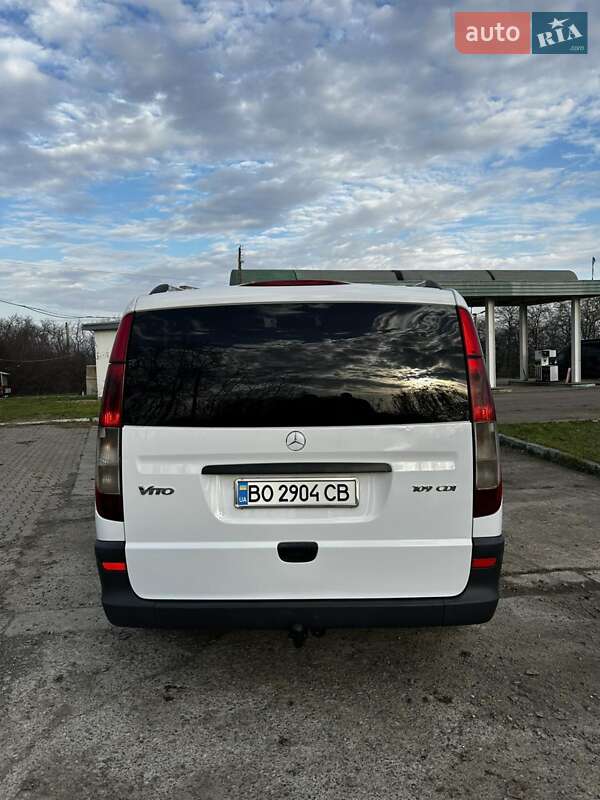 Минивэн Mercedes-Benz Vito 2007 в Черновцах