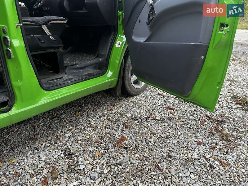 Минивэн Mercedes-Benz Vito 1997 в Надворной