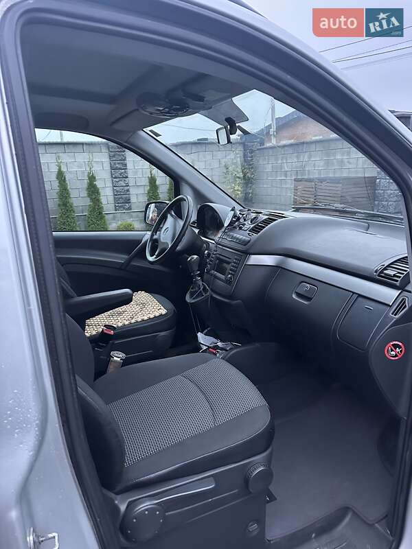 Минивэн Mercedes-Benz Vito 2011 в Ровно