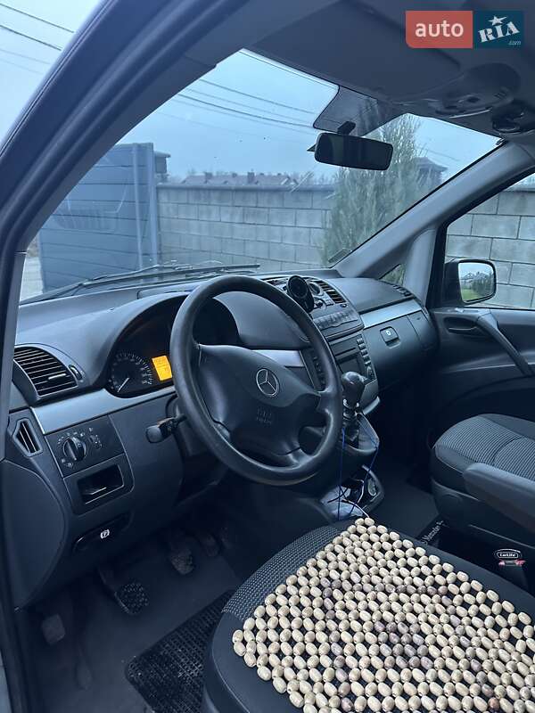 Минивэн Mercedes-Benz Vito 2011 в Ровно