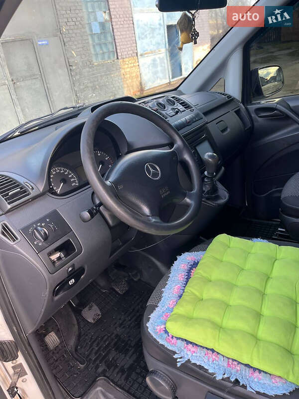 Грузовой фургон Mercedes-Benz Vito 2013 в Радомышле
