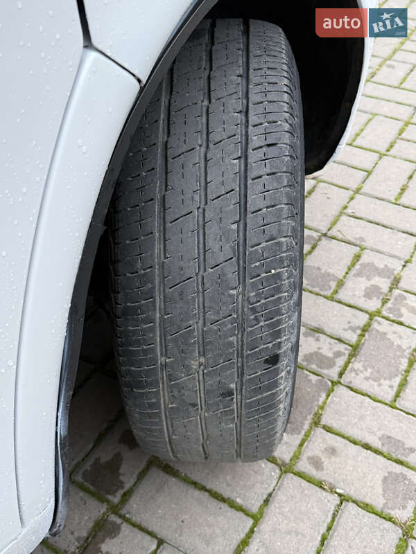 Минивэн Mercedes-Benz Vito 2002 в Черновцах