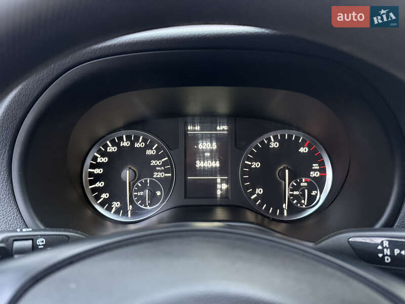 Минивэн Mercedes-Benz Vito 2016 в Черновцах