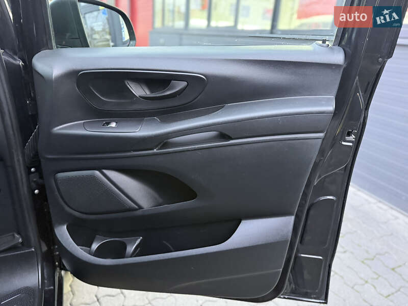 Минивэн Mercedes-Benz Vito 2016 в Черновцах